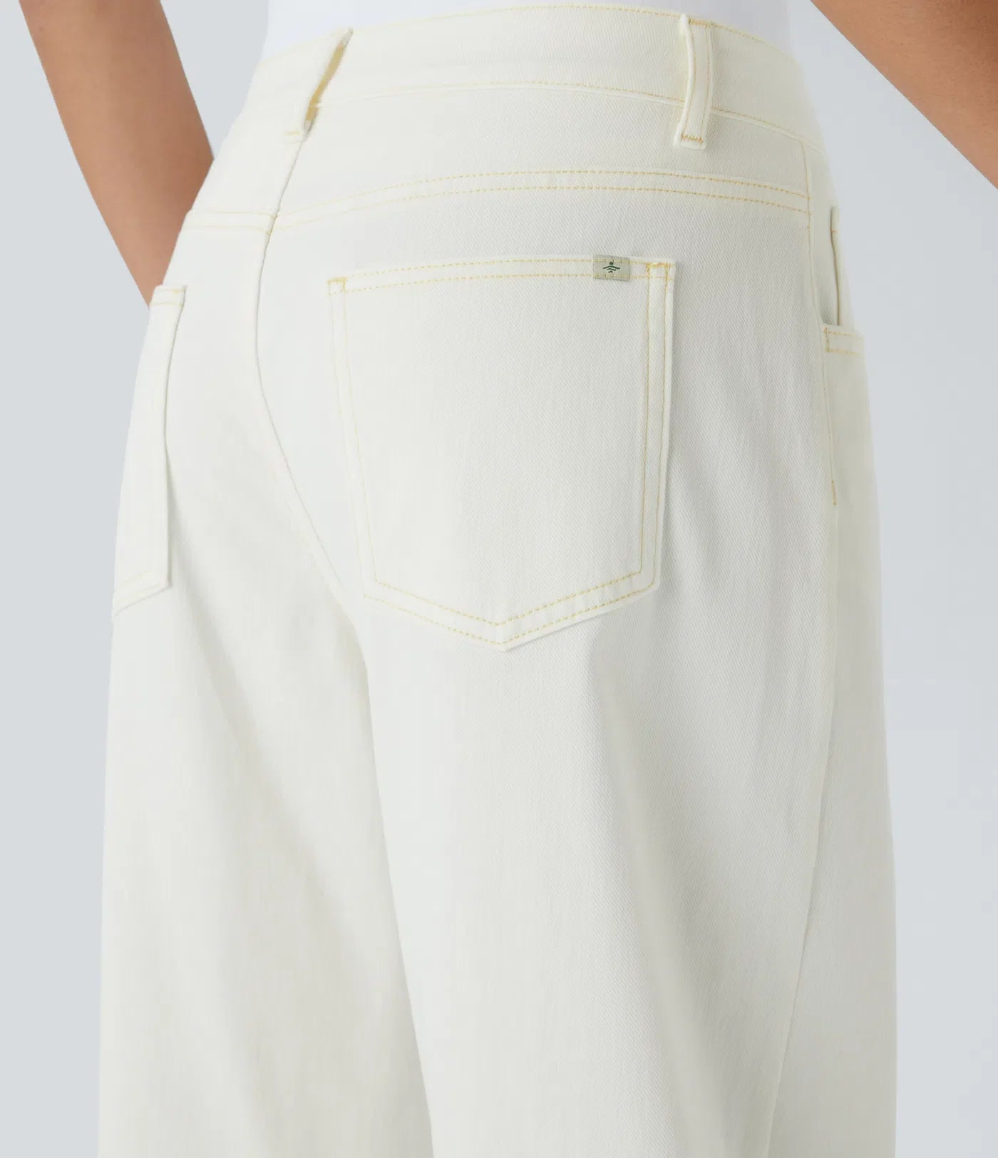 Linda | Jeans Comodi Con Tasche Con Cerniera Pratiche & Gambe Eleganti